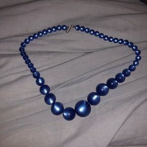 handmade blue bead low- hanging choker
